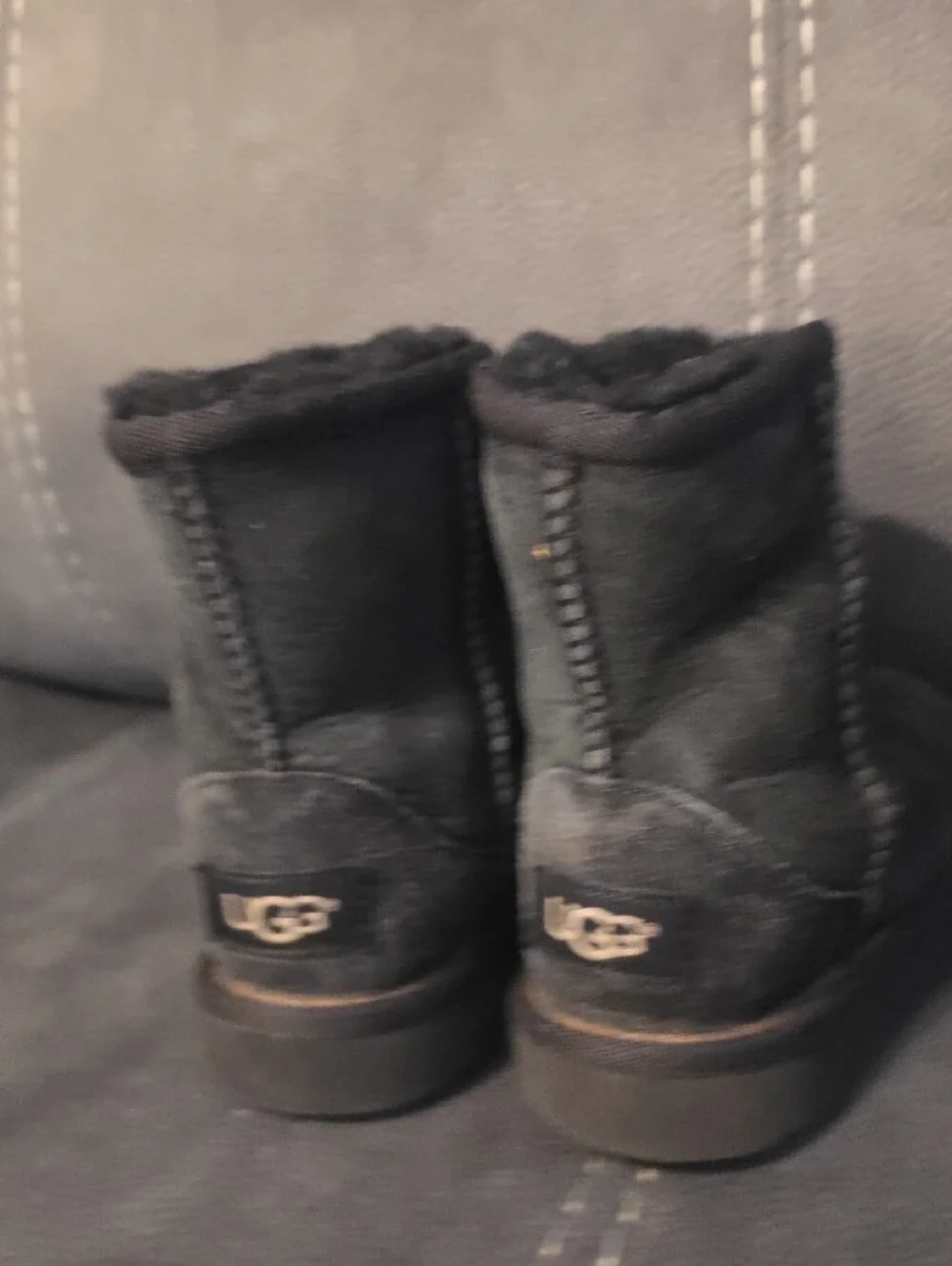 UGG Sz 8 Toddler Kids Black Suede Shearling Lined Boots